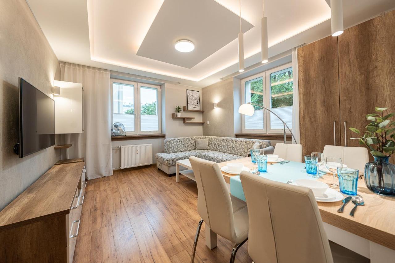 Apartment Bluebird Katowice Near Spodek Mck & City Center Экстерьер фото